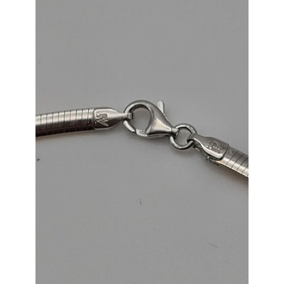 Reversible 14k White & Yellow Gold Omega Chain Necklace 18" Length, 13.74g - Picture 8 of 13